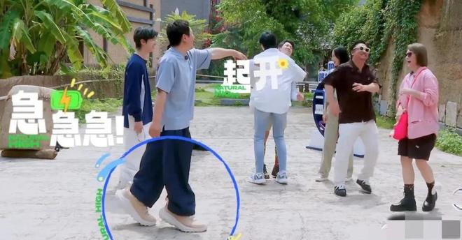 期遭受网暴将来可能不会再与沈腾合作pg电子首页马丽崩溃痛哭！称家人长(图13)
