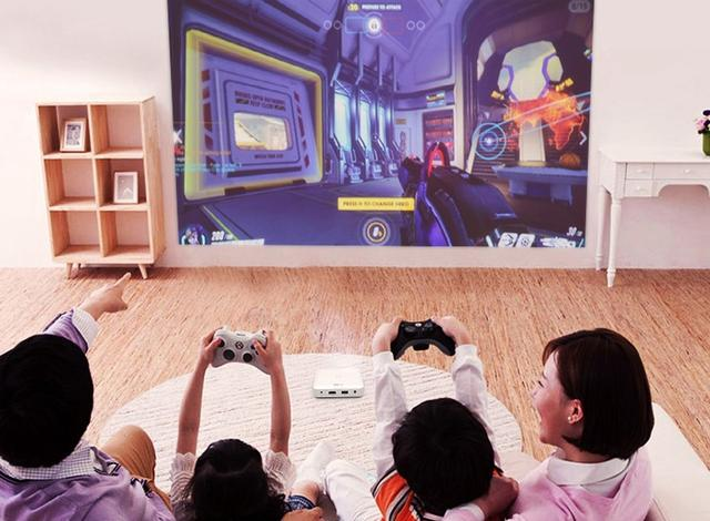 的第一台微型投影不是小米而是它pg电子模拟器值得年轻人拥有(图3)